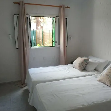 Holiday home Bungalow With Private Garden Nex To Yumbo Center *